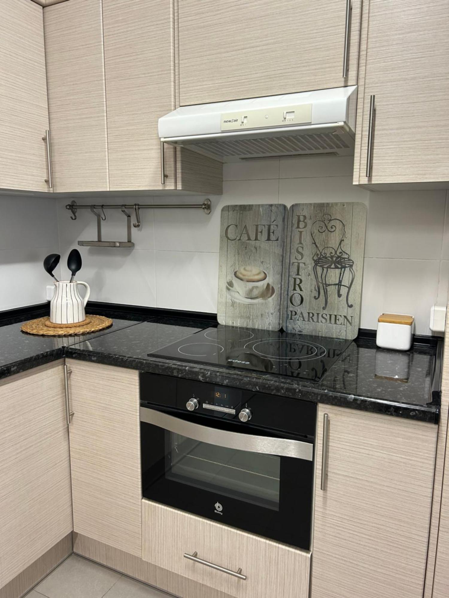 Acogedor Apartamento En Gernika Luaran gambar